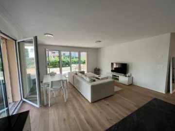 Moderne 2.5 Zimmer Gartenwohnung - Bild