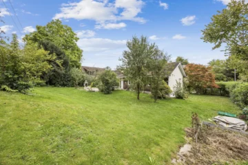 Idyllisches Grundstück mit Zukunftsperspektive & Entwicklungsschance - Bild