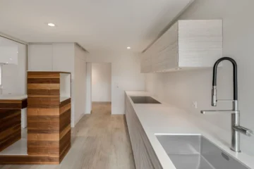 Grosszügige 8.5-Zimmer-Wohnung Watt - Bild