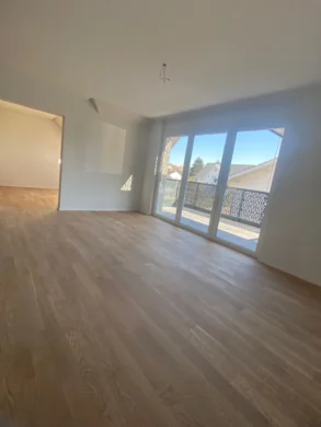 Moderne und helle Mietwohnung in Rickenbach Sulz ZH - Bild