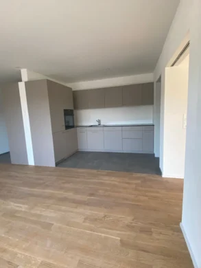 Moderne und helle Mietwohnung in Rickenbach Sulz ZH - Bild
